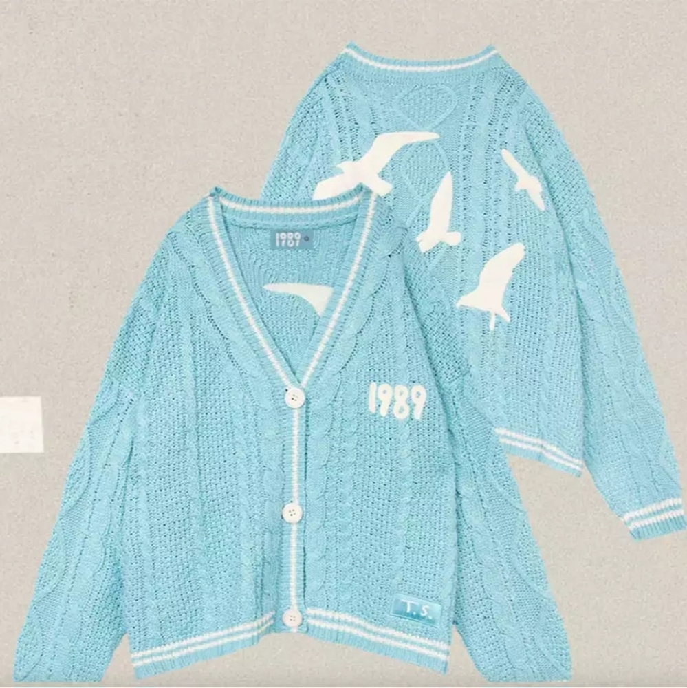 NEW Taylor Swift 1989 (Taylor's Version) Cardigan Size M/L
